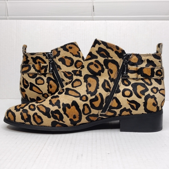 Blondo Tami Waterproof Leopard Print Calf Hair Side Zip Ankle Booties Size 12M - Picture 6 of 12